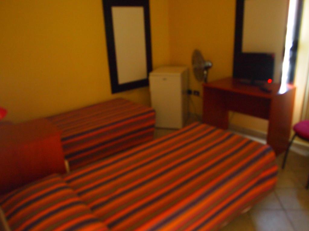 Caffetteria Dell'Angolo Hotell Borghetto Secondo Rum bild